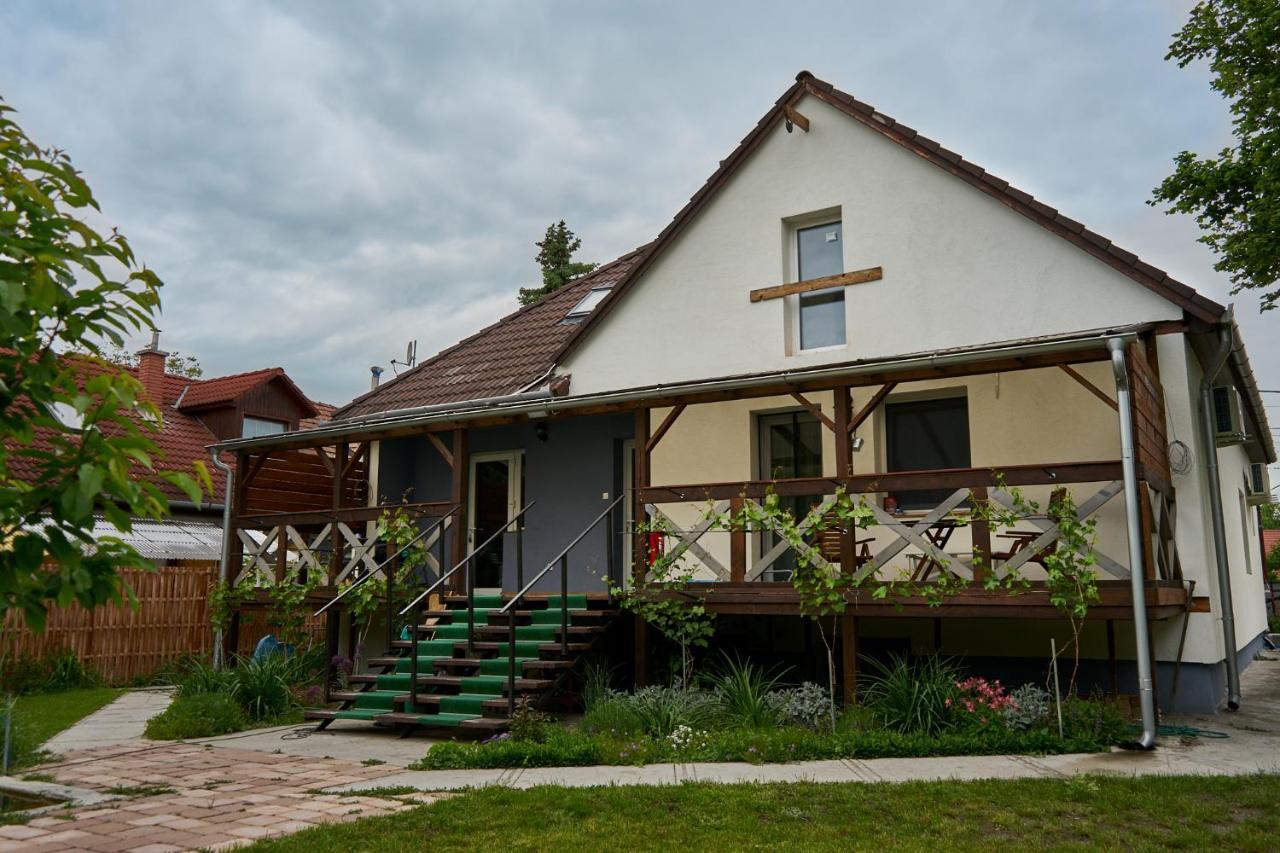 Erika Vendeghaz Hotell Szentendre Exteriör bild