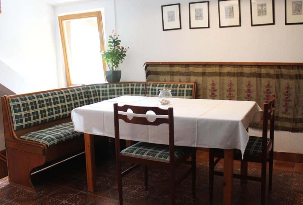 Erika Vendeghaz Hotell Szentendre Exteriör bild